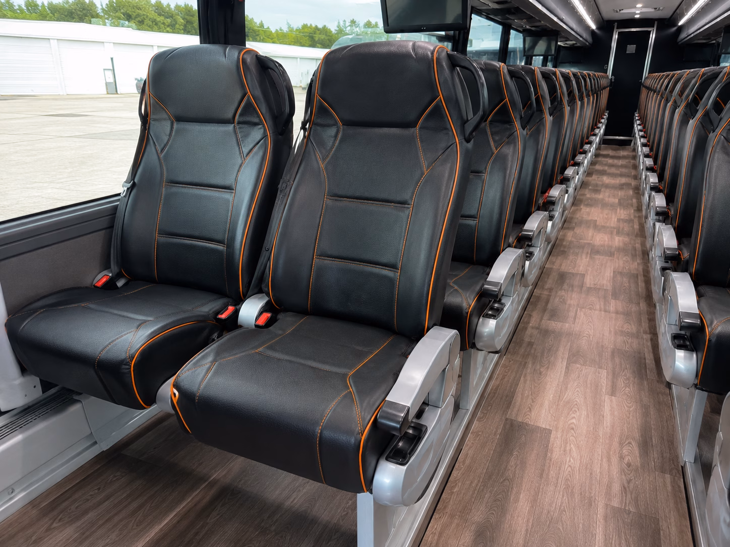 alexandria bus rentals