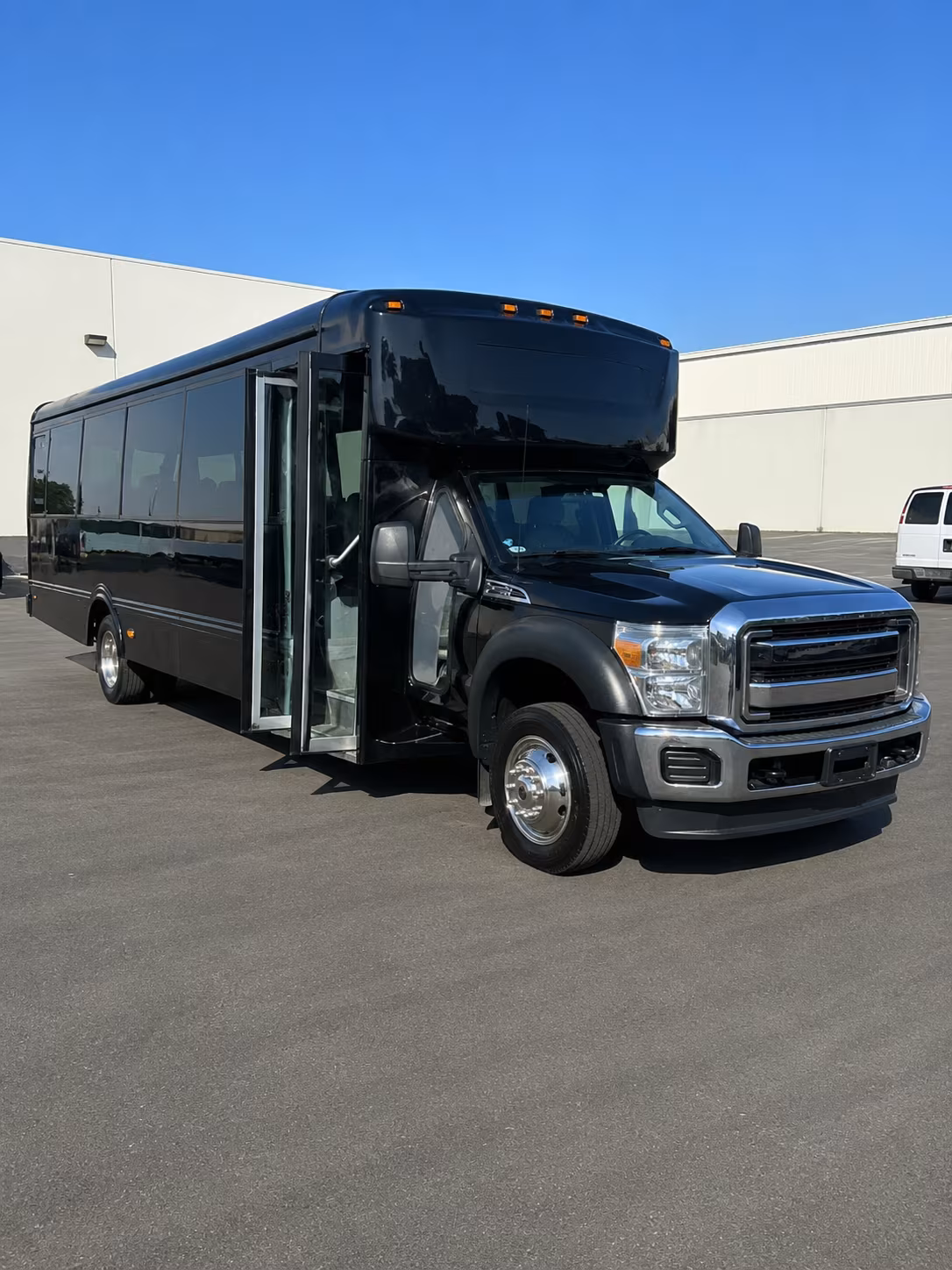 party buses for dc prom groups at every popular venue