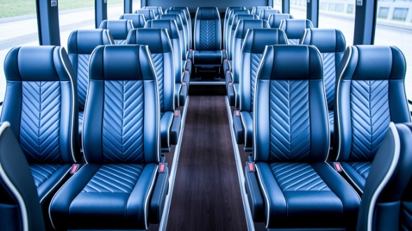 18 passenger minibus rental richmond